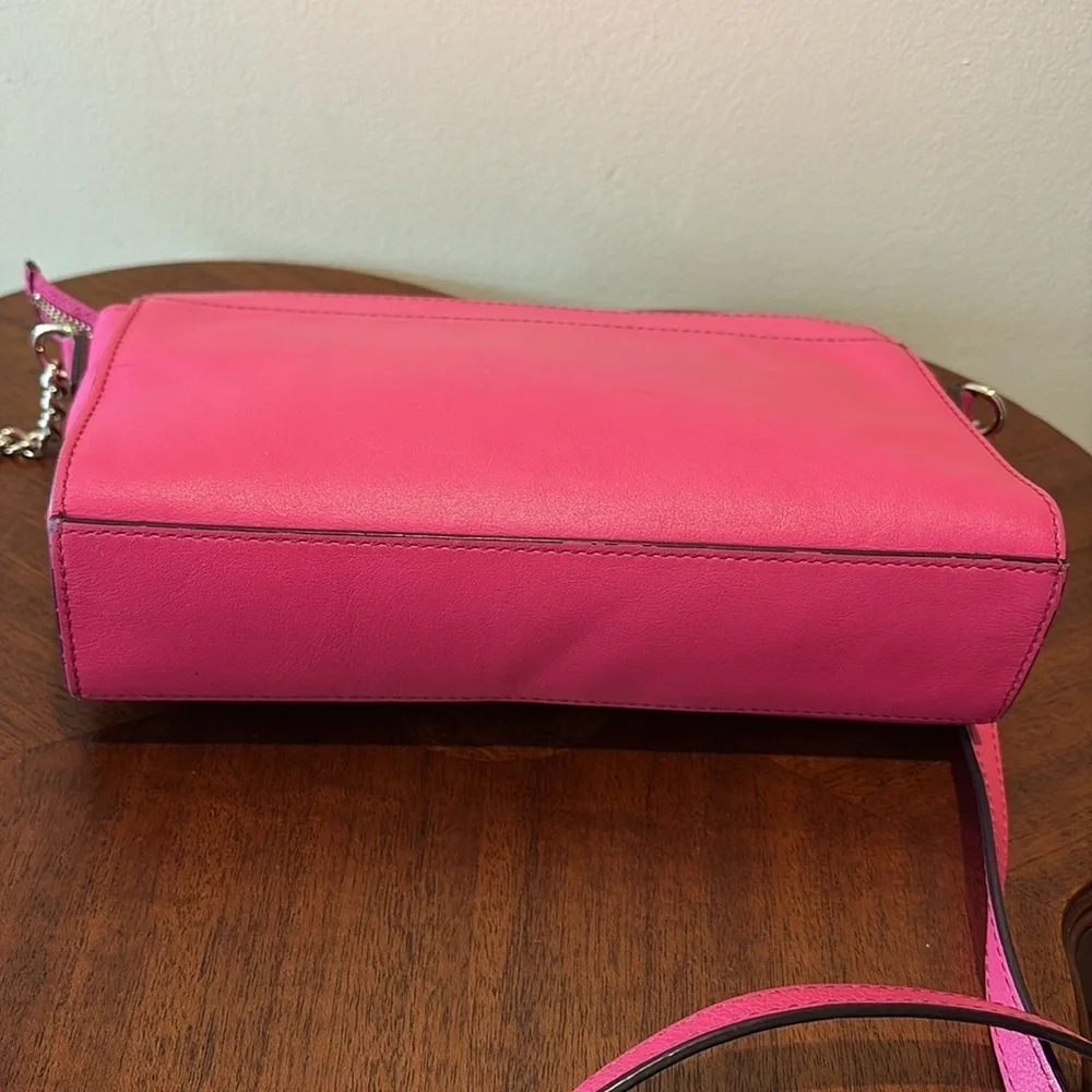 Kate Spade  bowfront Crossbody bag leather  bright pink  strap/Chain detail Exe